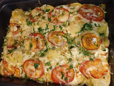 Vištienos blauzdelės su bulvėmis „Prancūziškai“ pagrindine nuotrauka