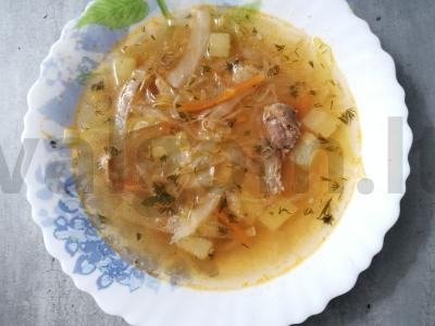 Šči su raugintomis kopūstais Žingsnis 8