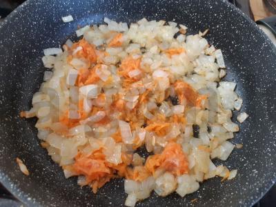 Šaltibarščiai su šviežia kopūstu, pomidoru ir paprika Žingsnis 3