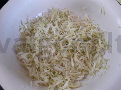 Šaltibarščiai su šviežia kopūstu, pomidoru ir paprika Žingsnis 6