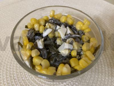 Salotas „Jūrinis saulėgrąžų“ pagrindine nuotrauka