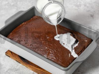 Drėgnas šokoladinis keksiukas Žingsnis 7
