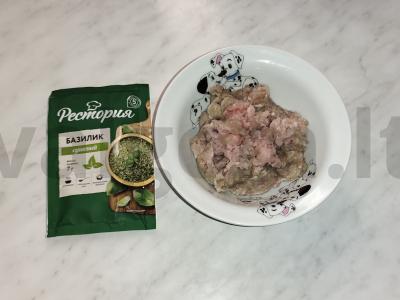 Cukinijų valtelės „Mėsos pyragas“, keptos orkaitėje Žingsnis 1