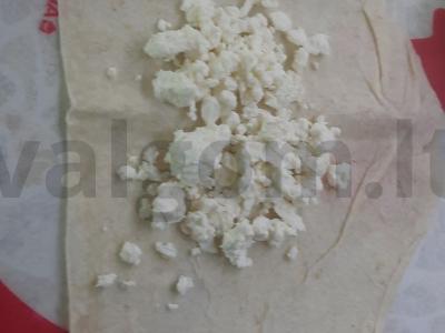 Lavašas su varške ir razinom „Kampučiai“ Žingsnis 1