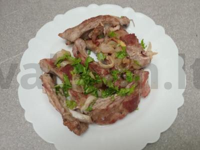 Kiaulienos šonkauliai kaip šašlykas pagrindine nuotrauka