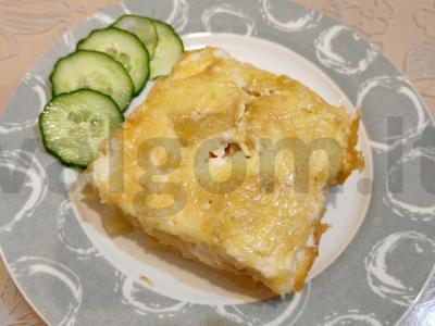 Bulvių apkepas su kalakutiena pietums pagrindine nuotrauka