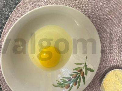 Skaniausi vafliai iš kukurūzų miltų pusryčiams Žingsnis 1