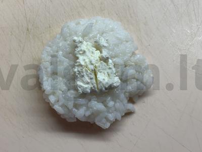 Onigiri su daržovėmis, varškės sūriu ir jūros kopūstais Žingsnis 3