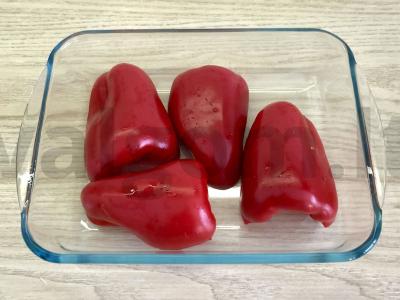 Marinuoti pipirai su stracciatella Žingsnis 1