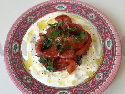 Marinuoti pipirai su stracciatella pagrindine nuotrauka