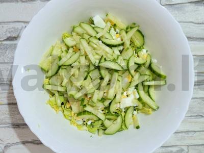 Sultingas salotas „Sofi“ su Pekino kopūstu Žingsnis 3