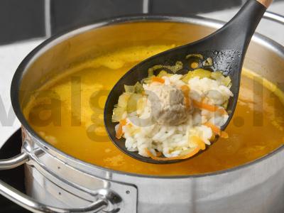 Ryžių sriuba su kotletais ir kiaušiniu Žingsnis 5