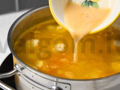 Ryžių sriuba su kotletais ir kiaušiniu Žingsnis 6