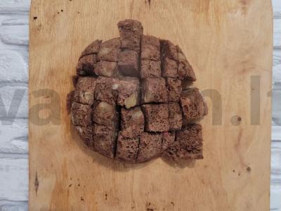 Švelnus šokoladinis-bananų pyragas su avietėmis mikrobangų krosnelėje Žingsnis 4