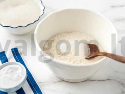 Kefyro blynai su varške ir razinom Žingsnis 1