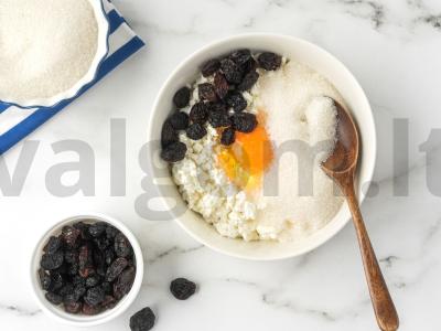 Kefyro blynai su varške ir razinom Žingsnis 6