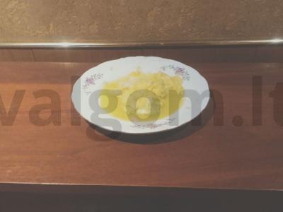 Mažos kiaulienos kotletai su kečupu Žingsnis 1