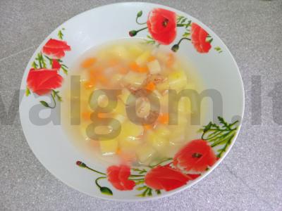 Vištienos sriuba su kviečių kruopomis Žingsnis 4