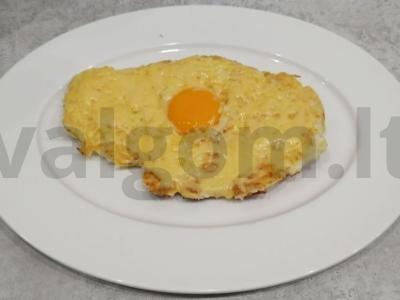 Greitas khachapuri pusryčiams pagrindine nuotrauka