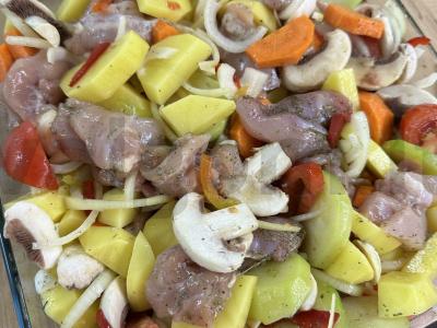 Daržovių, grybų ir vištienos troškinys orkaitėje Žingsnis 8