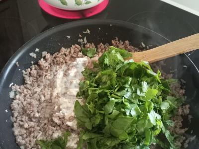Makaronai su špinatais ir faršu Žingsnis 4