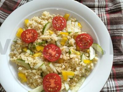 Daržovių salotas su bulguru ir alyvuogių aliejumi Žingsnis 3