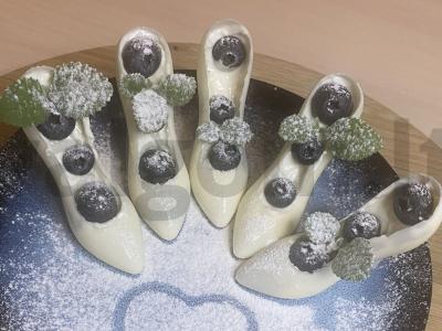 Desertas „Pelenės Batelis“ pagrindine nuotrauka