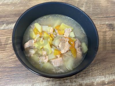 Skani žuvienė su upėtakiu pagrindine nuotrauka