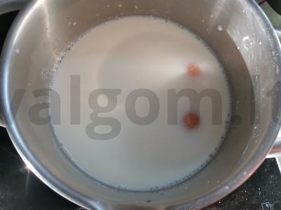 Blynai iš rūgusio pieno Žingsnis 1