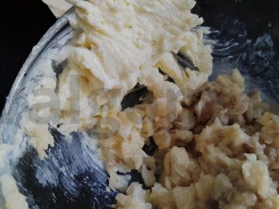 Banano duona su pieniniu šokoladu Žingsnis 2