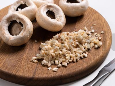 Grybai su sūriu orkaitėje Žingsnis 1