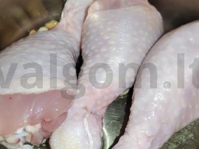 Troškinti vištienos blauzdelės su ryžiais Žingsnis 3