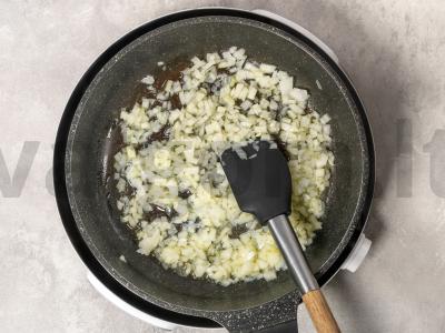 Grikių kotletai su sūriu Žingsnis 4