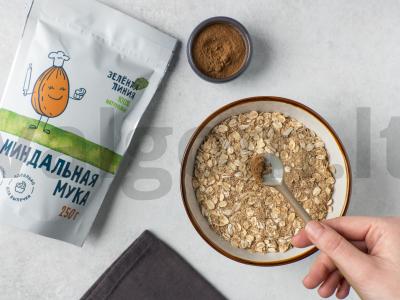 Braškinių sūrio pyragas su mėtų padažu Žingsnis 1