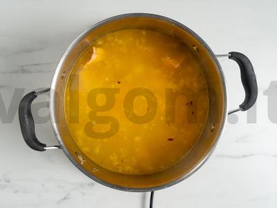 Suomijos žuvies sriuba „Lohikeitto“ su grietinėlėmis Žingsnis 5