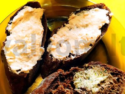 Brusketa „Fiška“ su krevečių mėsa Žingsnis 1