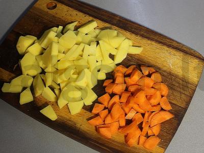 Sūrio grietinėlės sriuba su daržovėmis Žingsnis 1