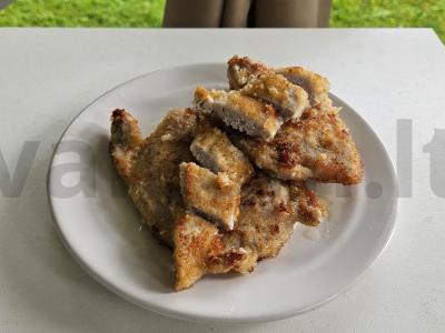 Švelnus šnicelis džiūvėsėliuose pagrindine nuotrauka