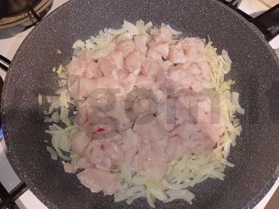 Vištienos krūtinėlė su grybais grietinėlės padaže Žingsnis 2