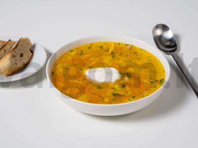 Vištienos ir perlo kruopų sriuba pagrindine nuotrauka