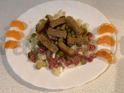 Salotas „Fantazija“ su mandarinų Žingsnis 4