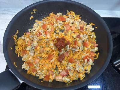 Troškinta kopūstai su kalakutienos faršu ir pomidorų pasta Žingsnis 5