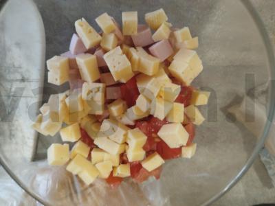 Karšti sumuštiniai su dešra ir sūriu orkaitėje Žingsnis 2