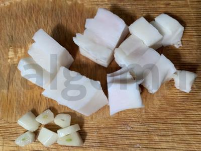 Lašiniai su česnaku Žingsnis 1