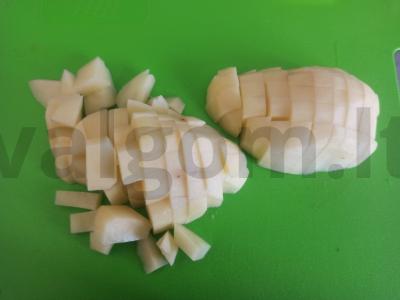 Žuvies sriuba su cukinija ir kiaušiniu Žingsnis 2