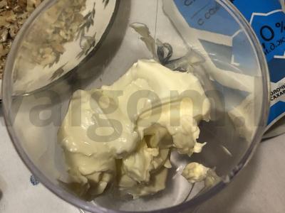 Tortas „Namų“ su kondensuotu pienu ir graikiniais riešutais Žingsnis 2