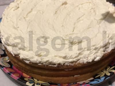 Tortas „Namų“ su kondensuotu pienu ir graikiniais riešutais Žingsnis 8