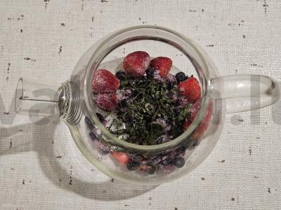 Arbata su uogomis ir mėtomis Žingsnis 1