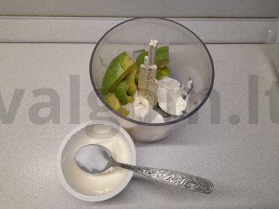 Žalias avokadų kremas Žingsnis 1