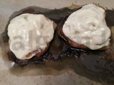 Vištienos šlaunelės po sūrio-garstyčių apvalkalu Žingsnis 7